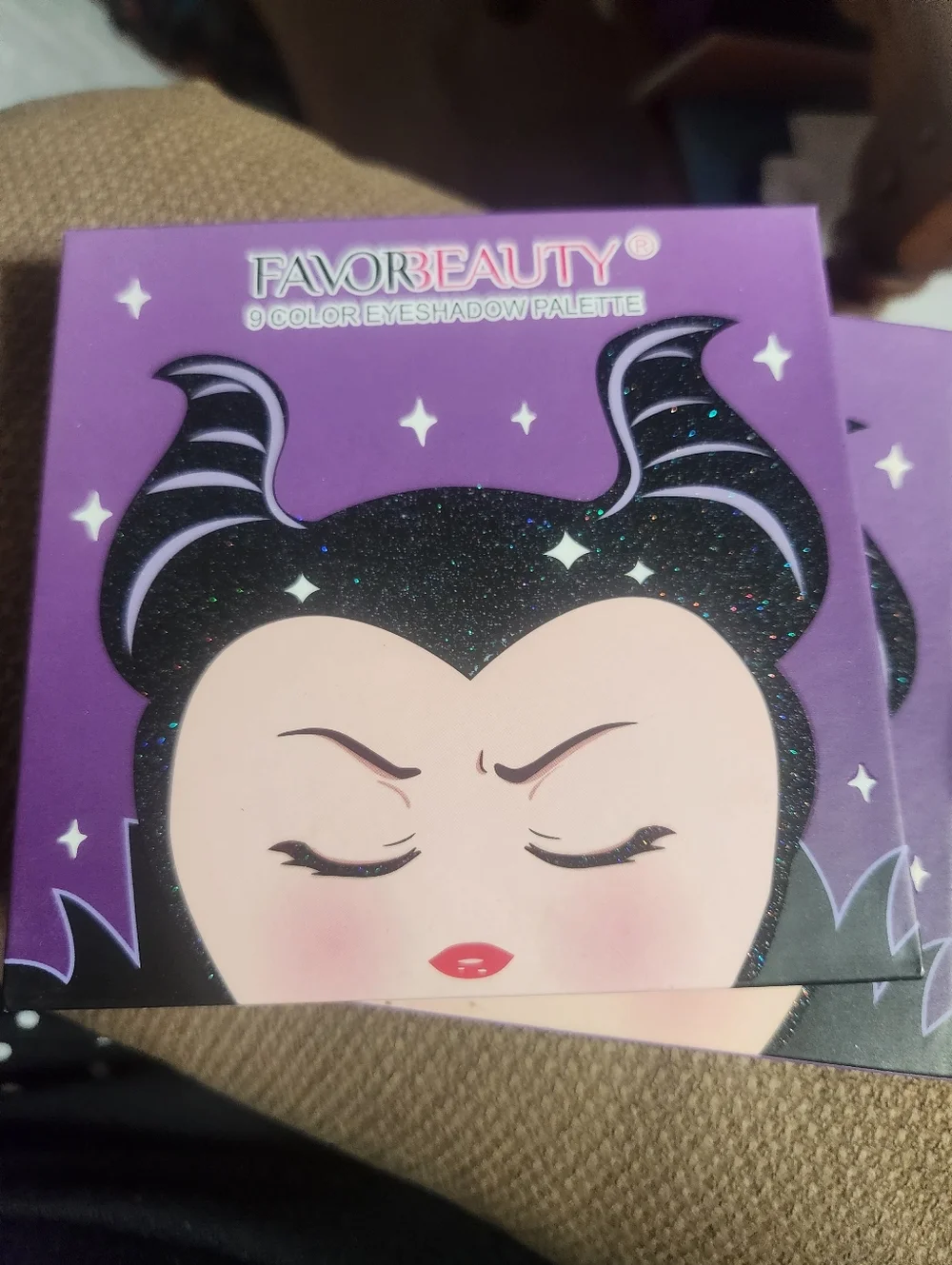 FAVORBEAUTY 9-Color Eyeshadow Palette